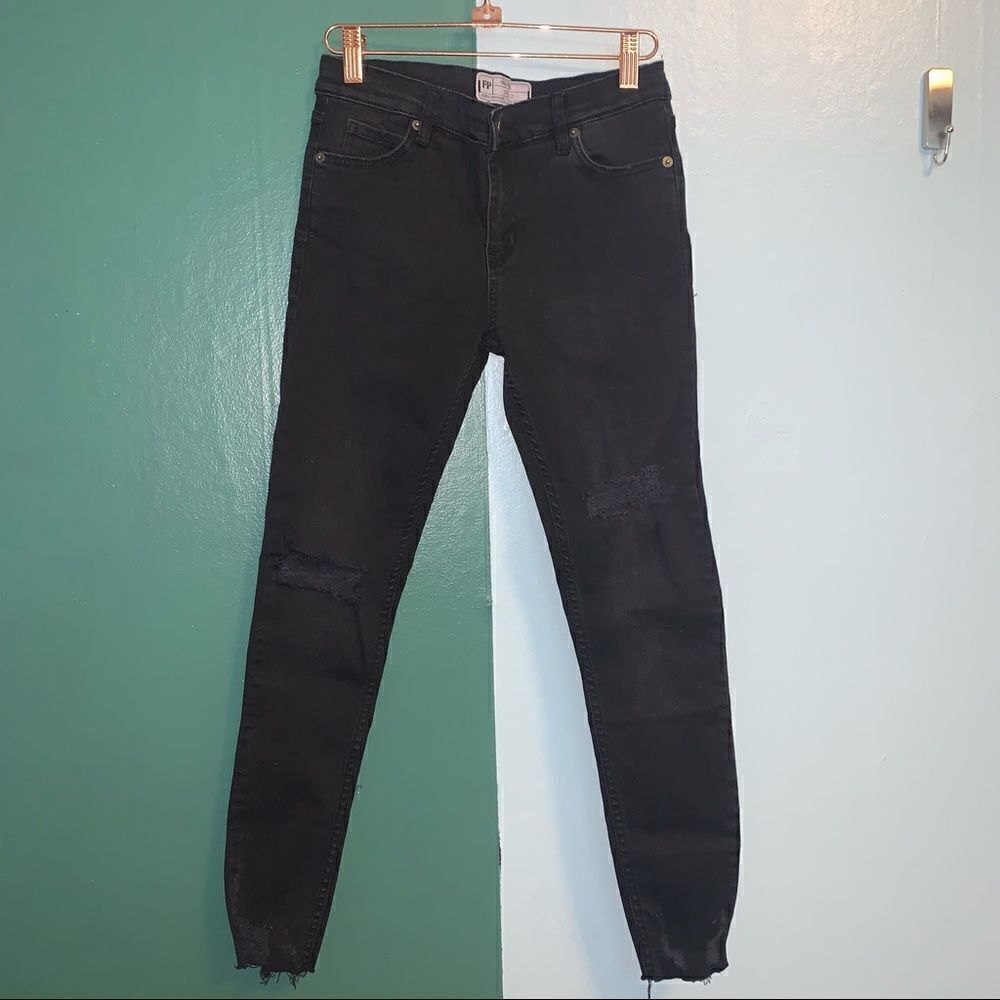 Free People Black high waisted skinny jeans 25